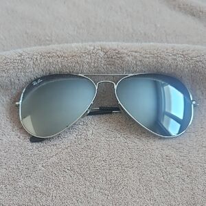 Ray-Ban Reflective Silver Aviator Sunglasses